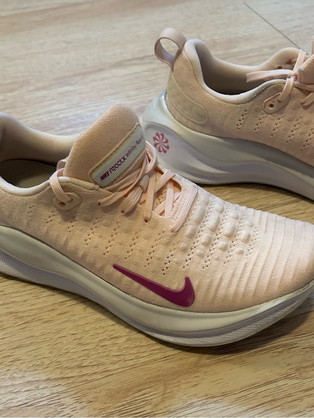 Nike Women's ReactX Infinity Run 4 (Size: W8
Color: Soft Pink / Magenta)